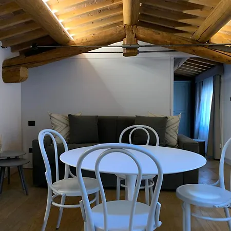 Διαμέρισμα Apartmentsarena - Corte Degli Eremitani Βερόνα