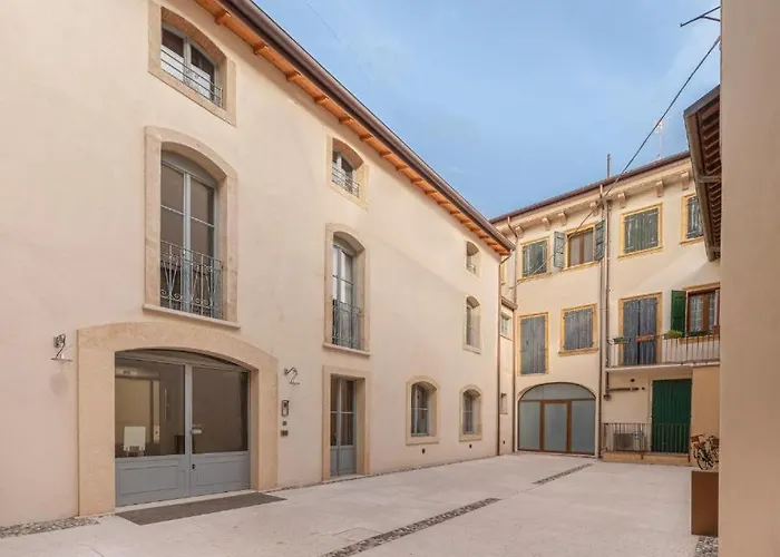 Apartmentsarena - Corte Degli Eremitani Verona