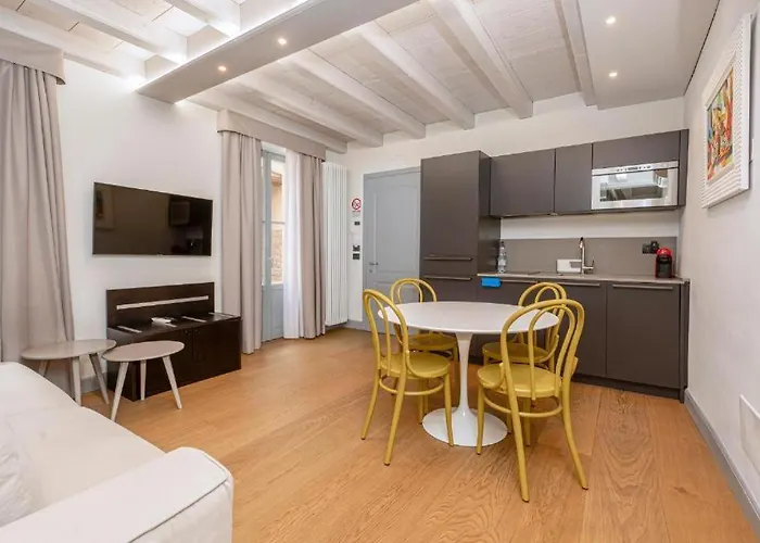 Apartmentsarena - Corte Degli Eremitani * Verona