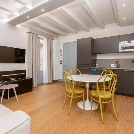 Apartmentsarena - Corte Degli Eremitani * Verona