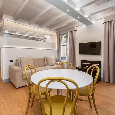 Apartmentsarena - Corte Degli Eremitani Apartman *