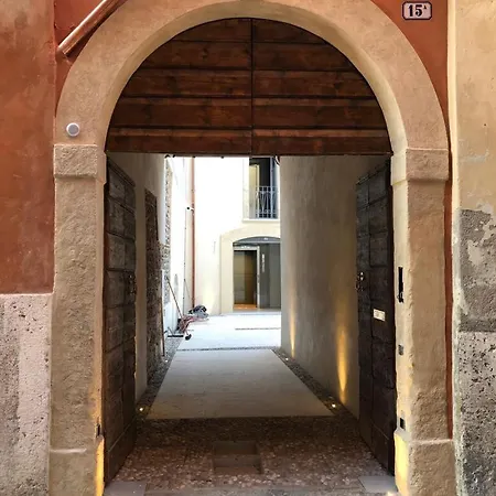 Apartmentsarena - Corte Degli Eremitani Verona
