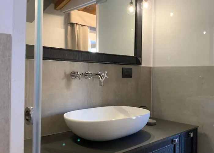 아파트 Apartmentsarena - Corte Degli Eremitani 베로나