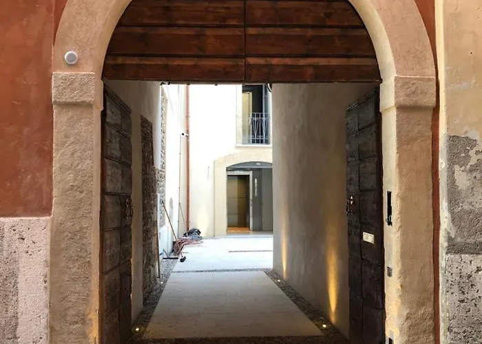 Apartmentsarena - Corte Degli Eremitani 베로나
