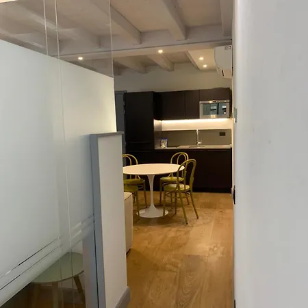 Apartmentsarena - Corte Degli Eremitani Daire *