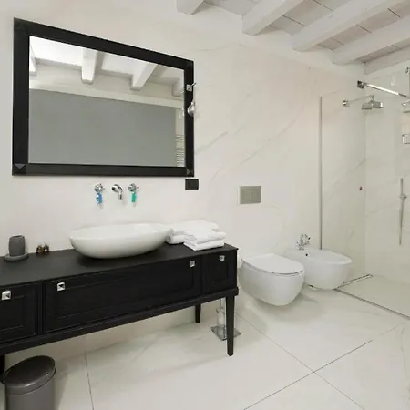 Apartmentsarena - Corte Degli Eremitani *